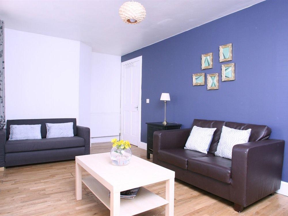 Apartment Steads Place